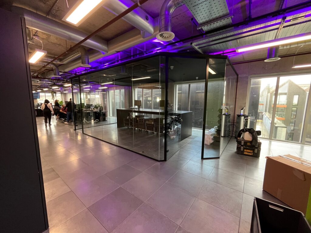 glass meeting room london